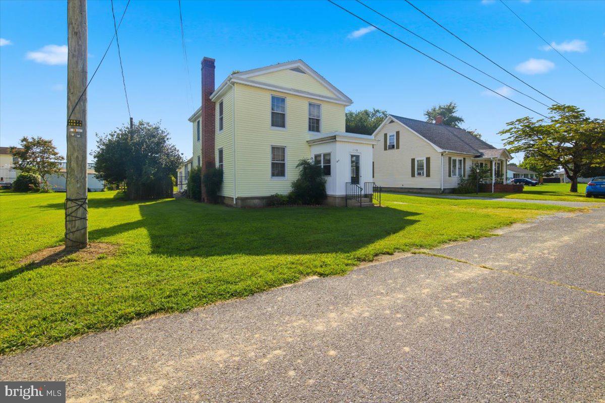 158 Wright St Property Photo 1