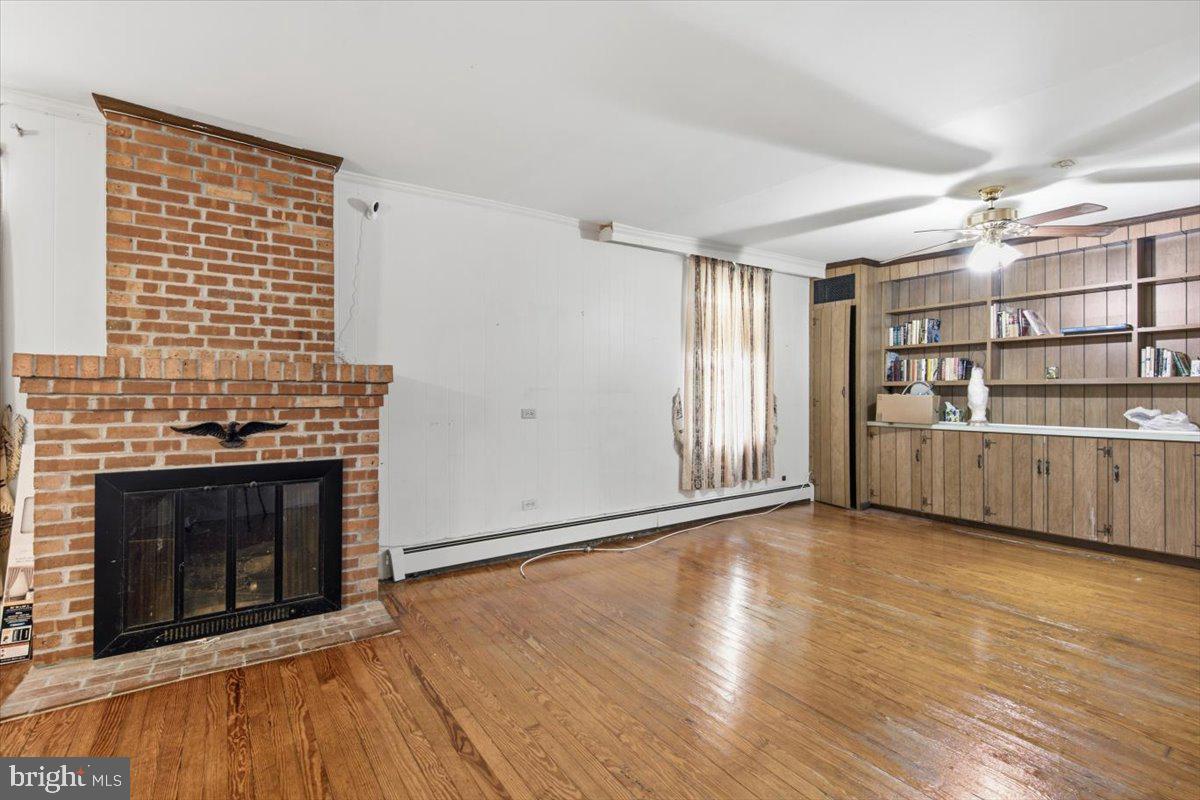 158 Wright St Property Photo 7