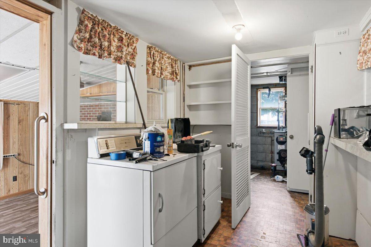 158 Wright St Property Photo 11