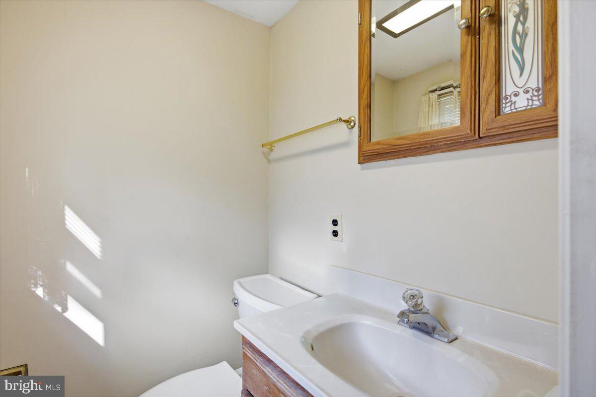 158 Wright St Property Photo 16