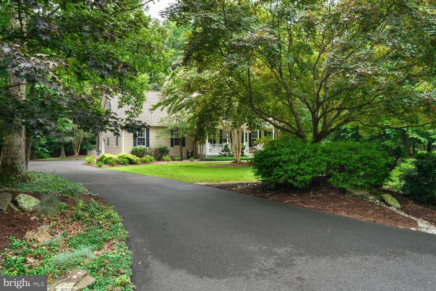 7884 Laurel Ln Property Photo 11
