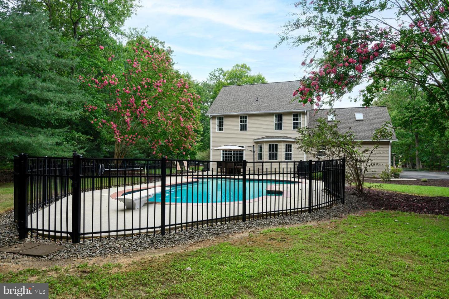7884 Laurel Ln Property Photo 15