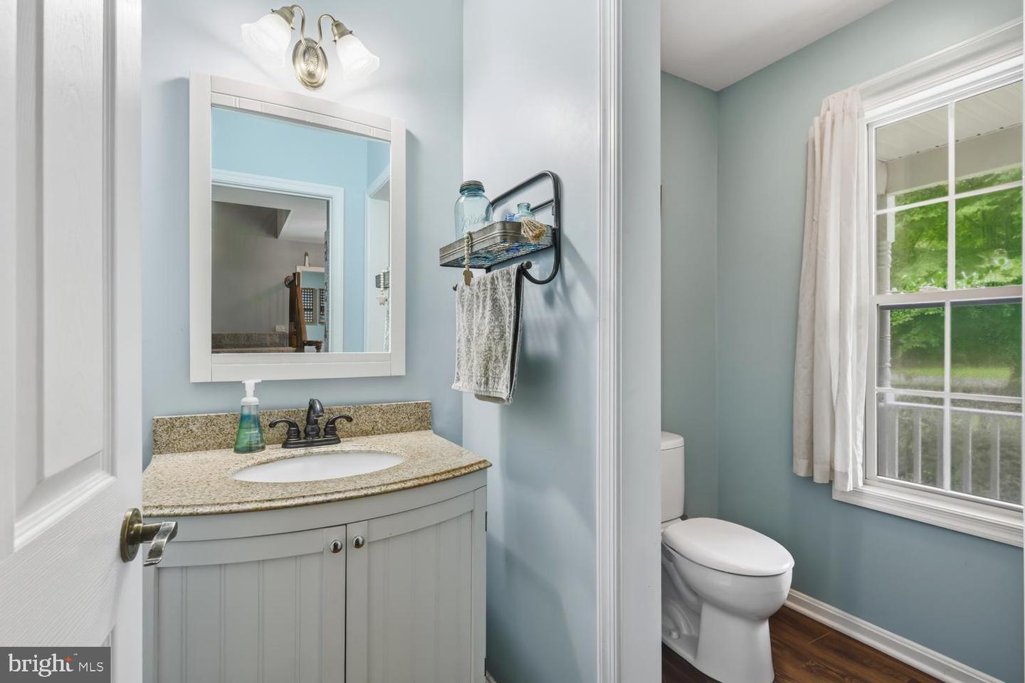 7884 Laurel Ln Property Photo 35