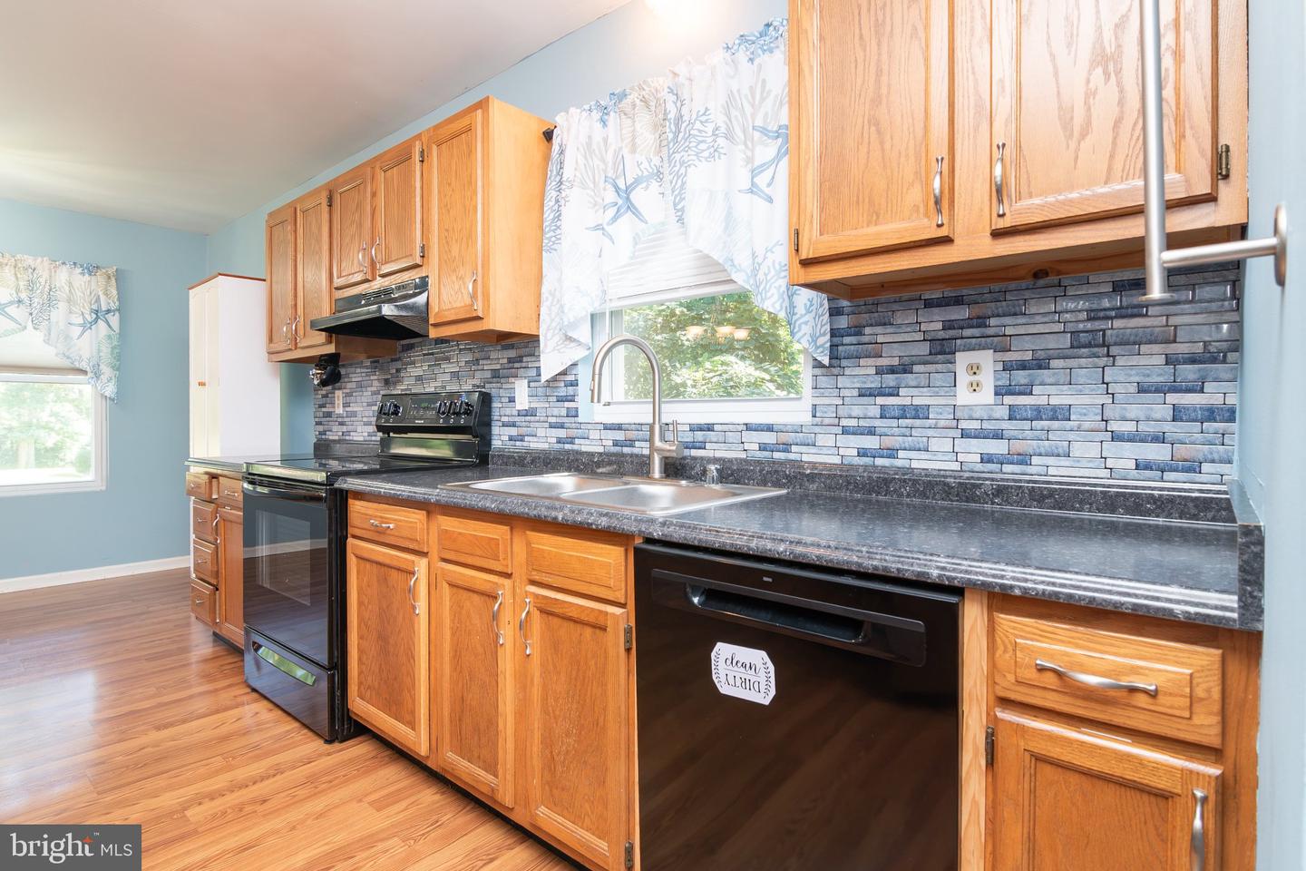 2792 Meadowbrook Rd Property Photo 5