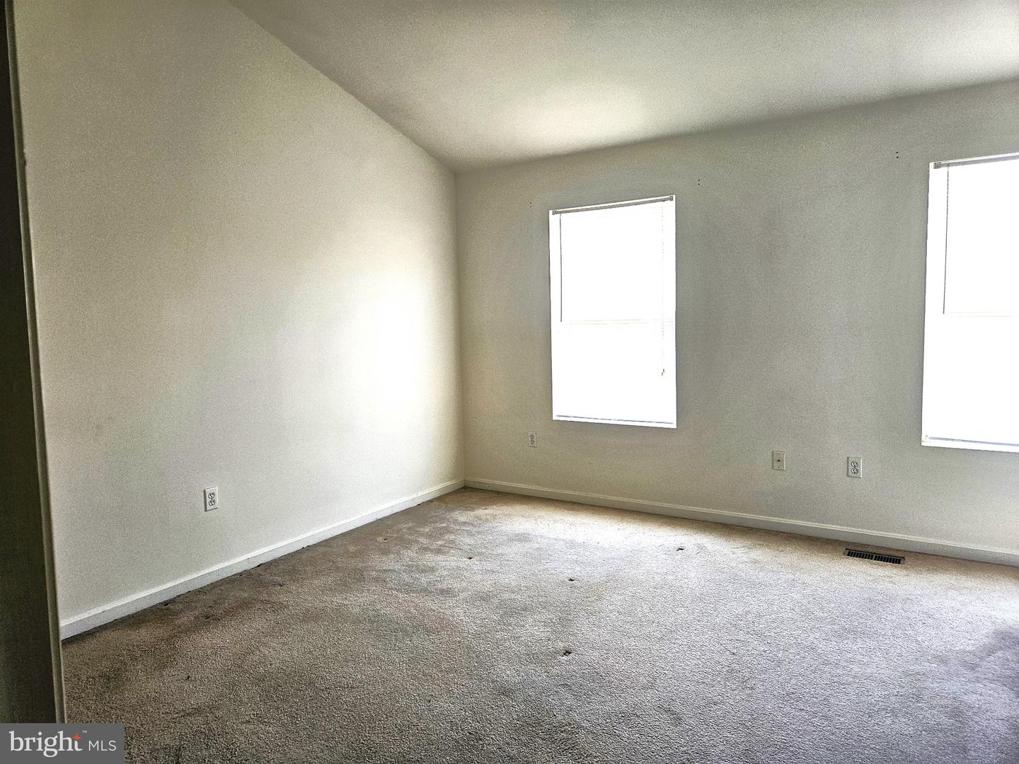 1307 Chesapeake Dr Property Photo 7
