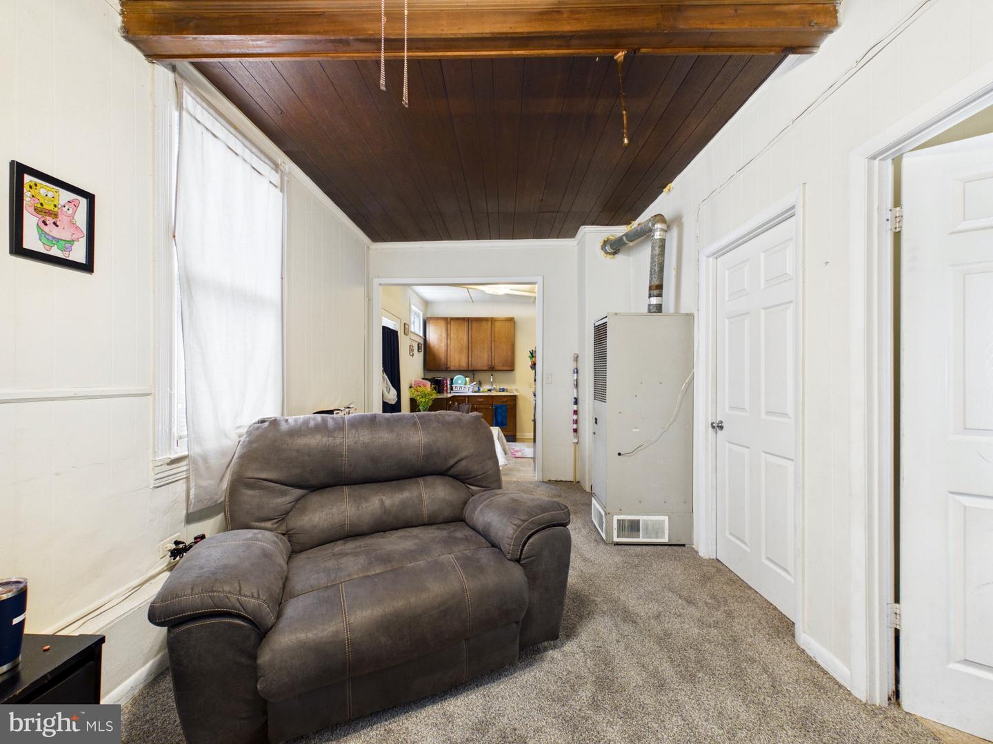 22033 Main St Property Photo 31