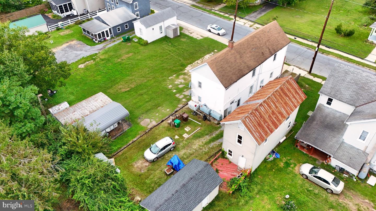 22033 Main St Property Photo 47