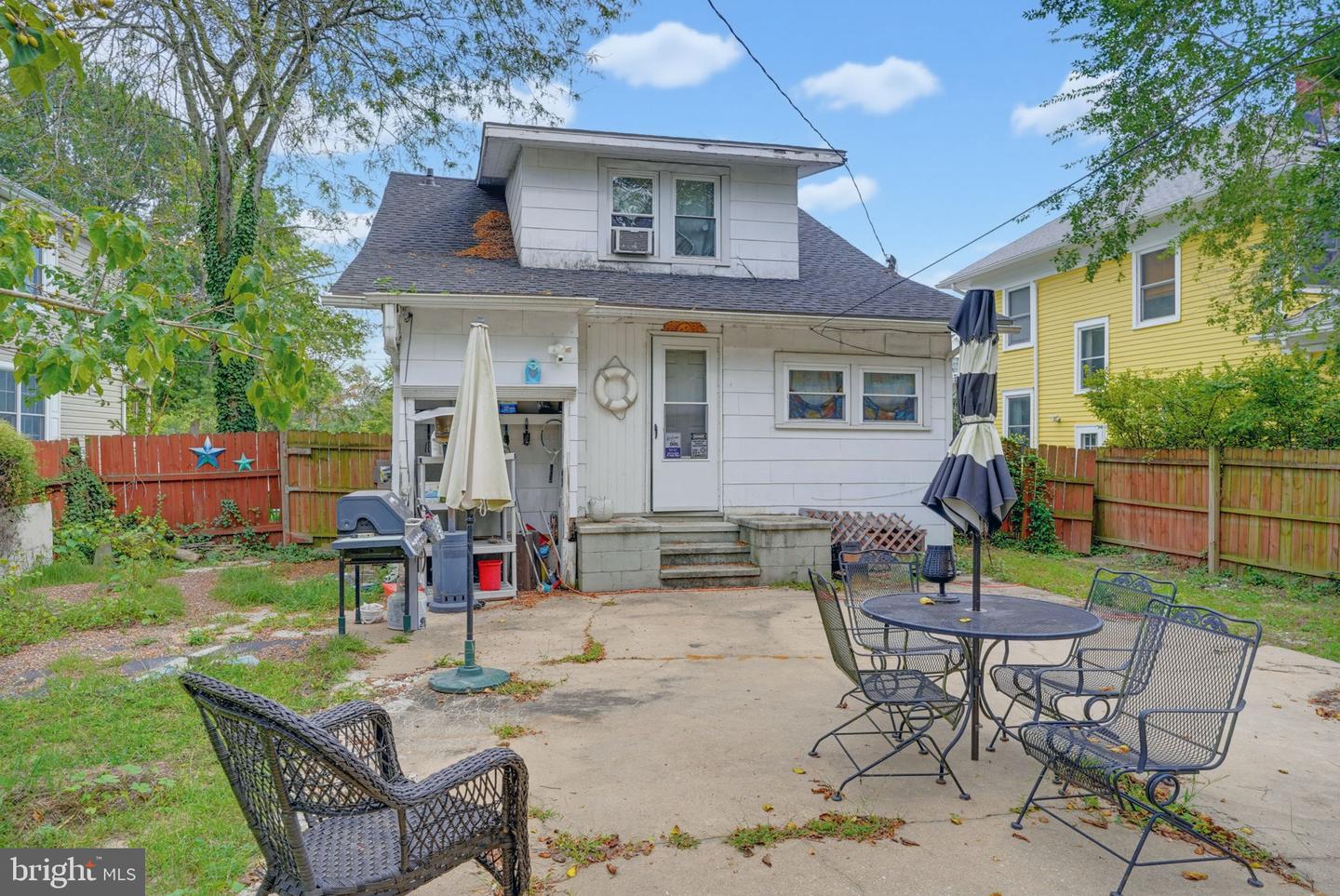 216 S 3rd St Property Photo 33