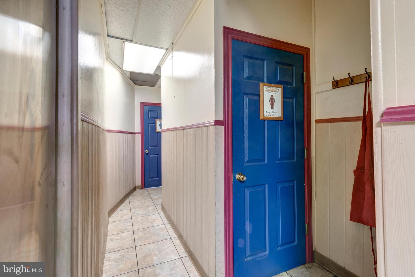 110 E Baltimore St Property Photo 14