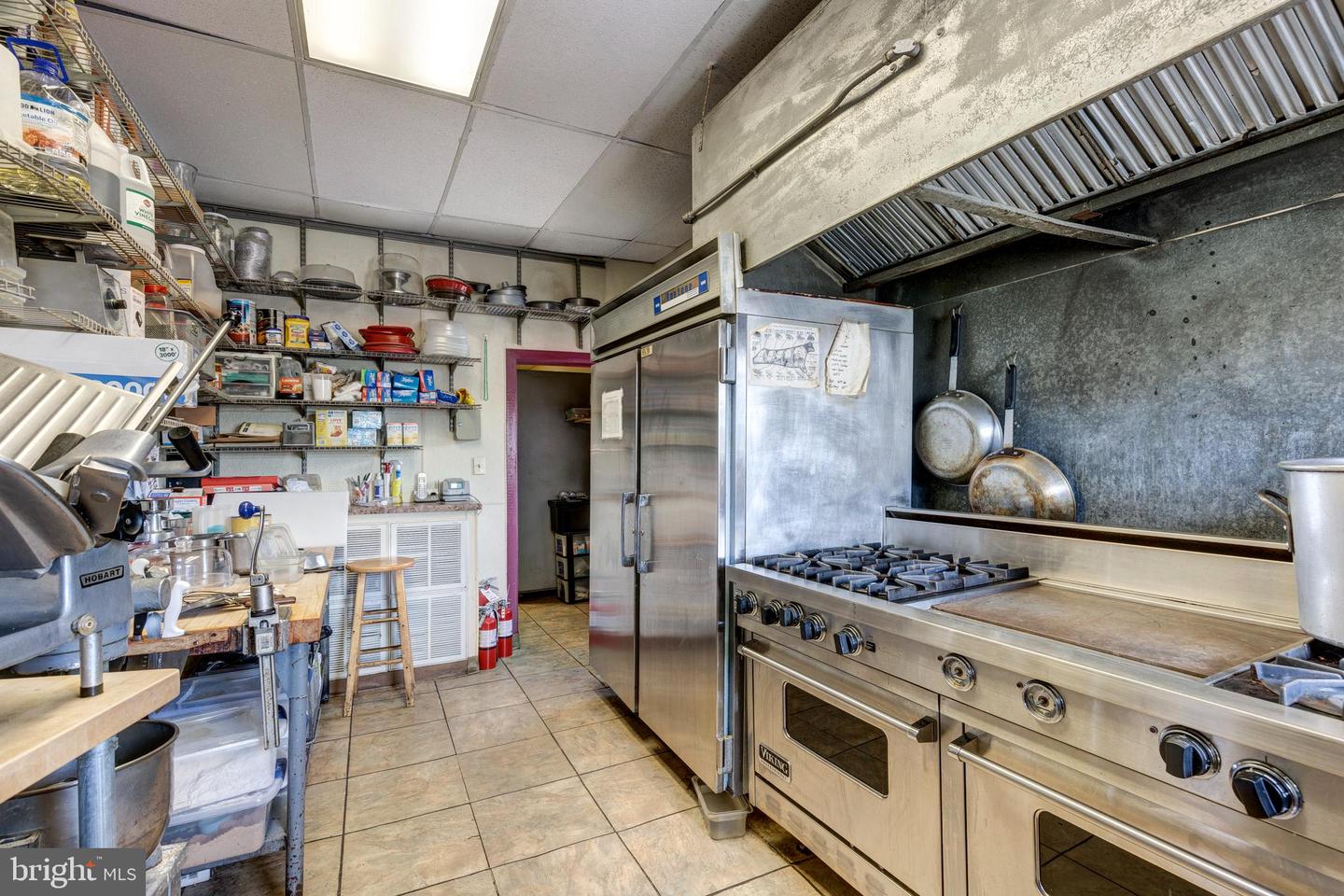 110 E Baltimore St Property Photo 18