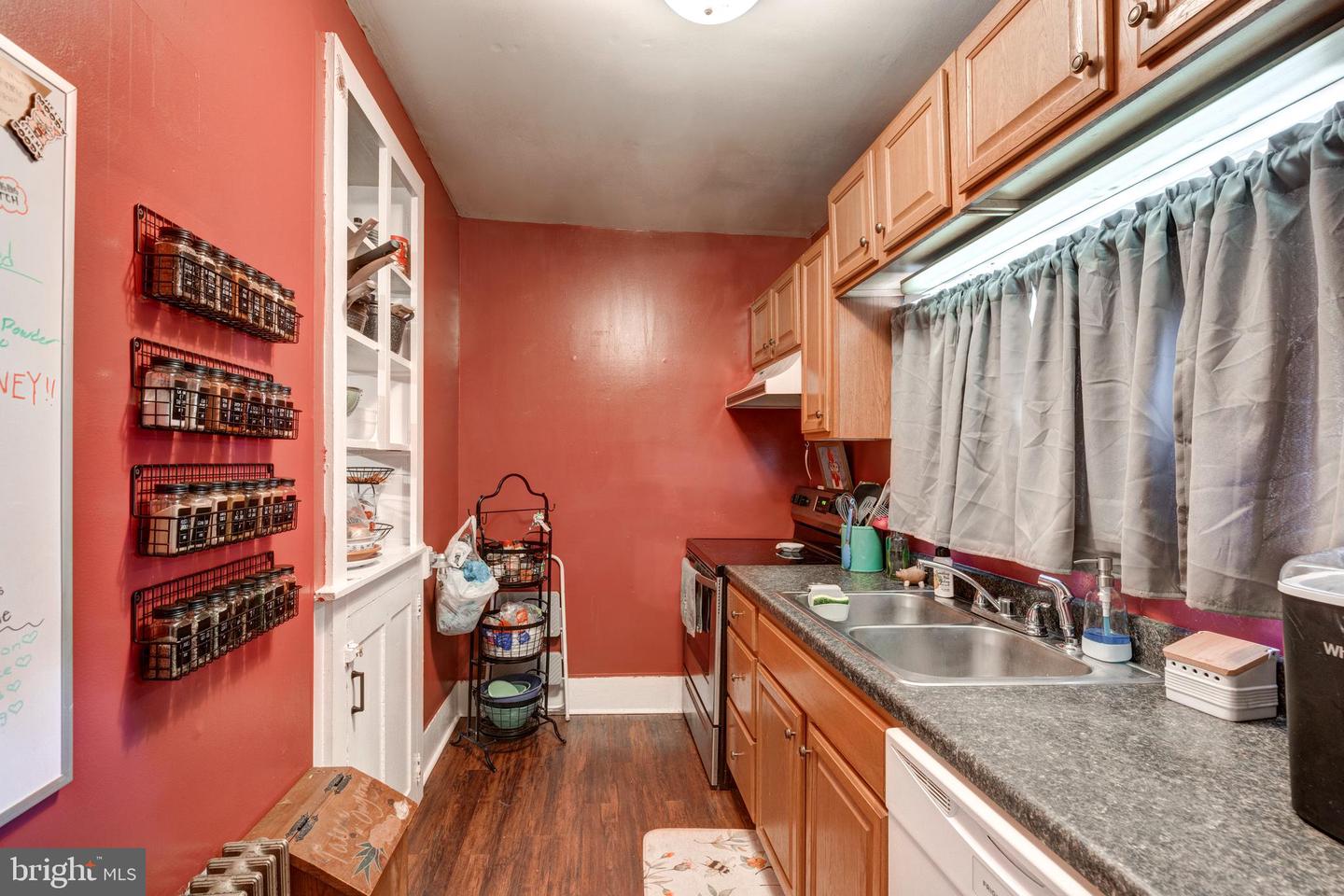 110 E Baltimore St Property Photo 36
