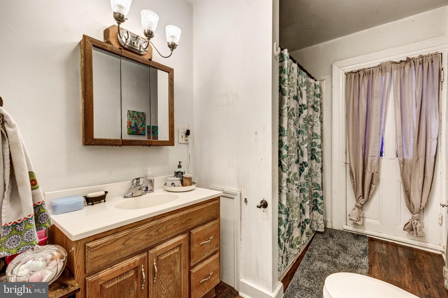 110 E Baltimore St Property Photo 38