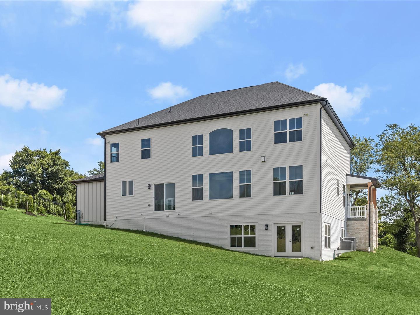 2502 Triumph Rd Property Photo 65