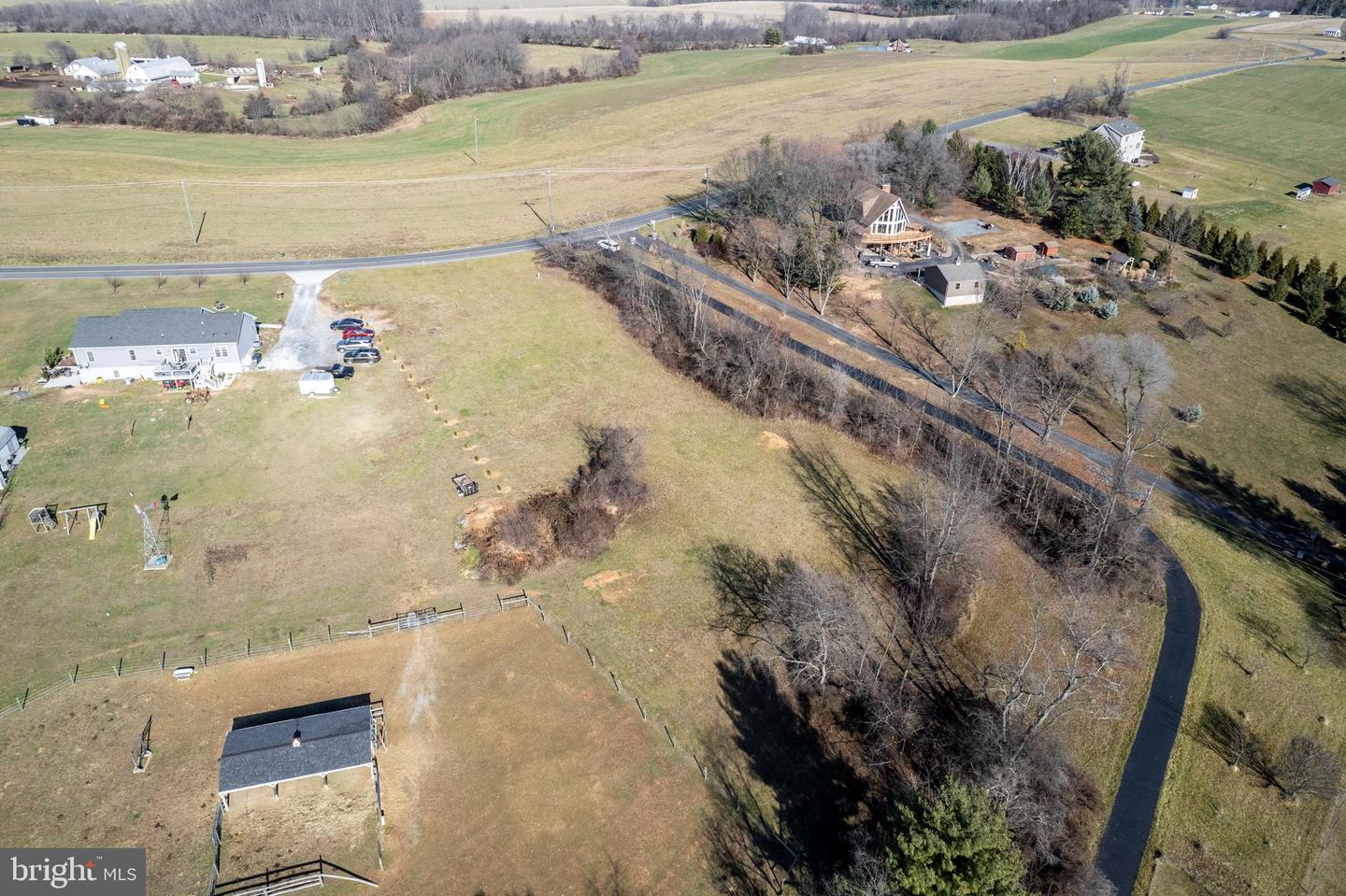 Humbert Schoolhouse Rd Property Photo 3