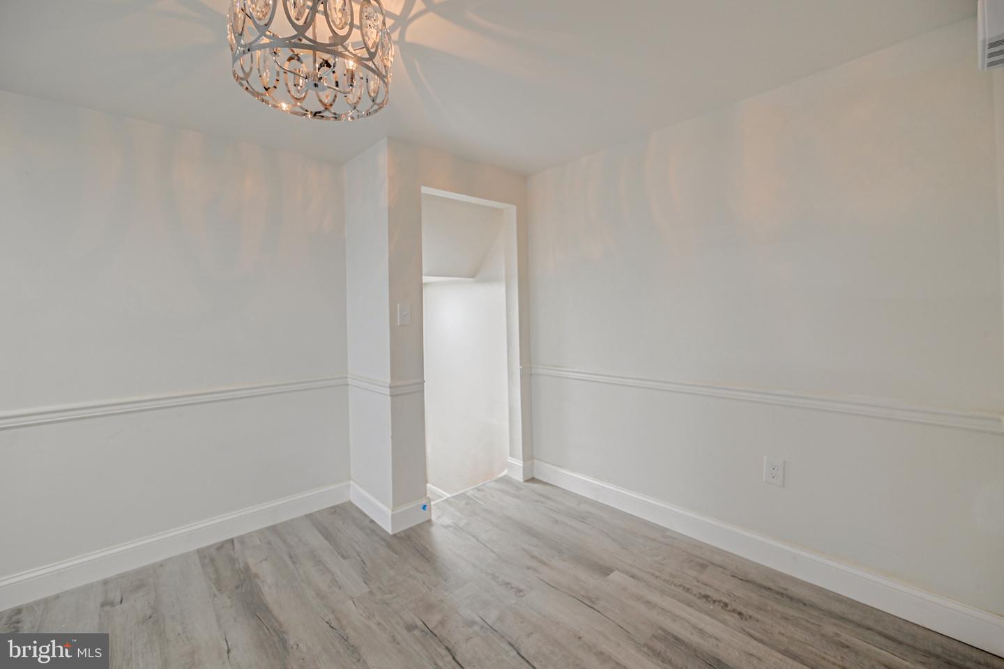 1435 Fairmount Rd Property Photo 11