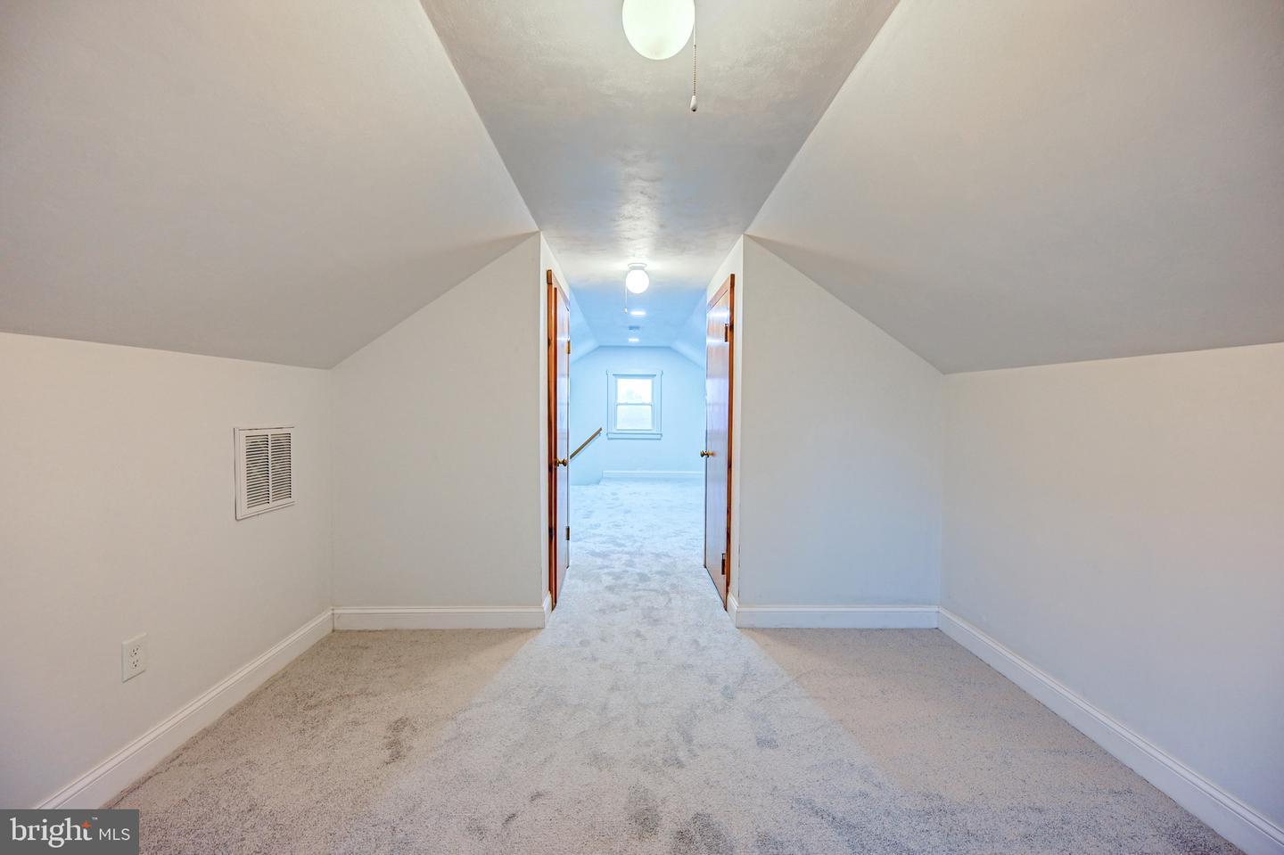 1435 Fairmount Rd Property Photo 21