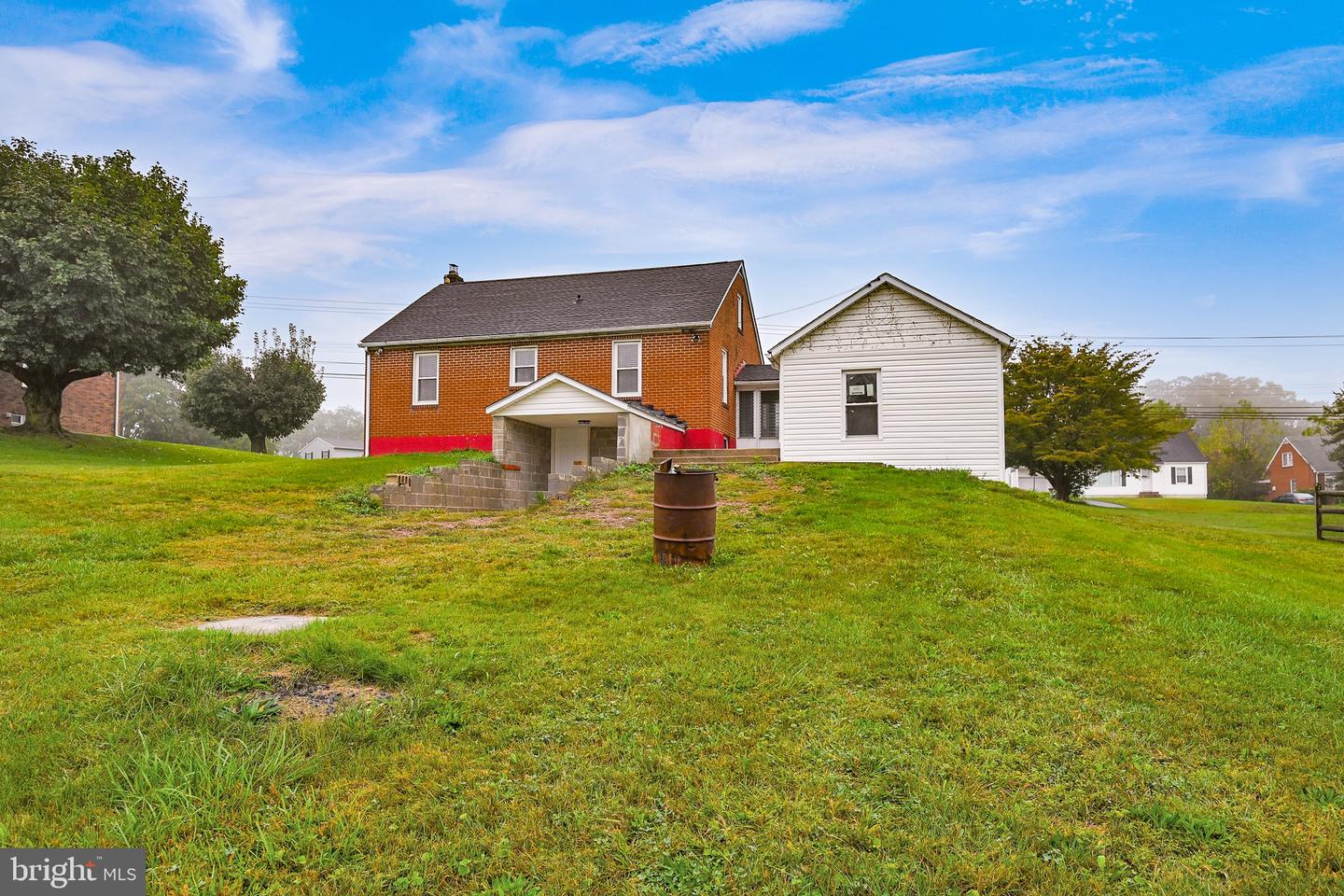1435 Fairmount Rd Property Photo 35