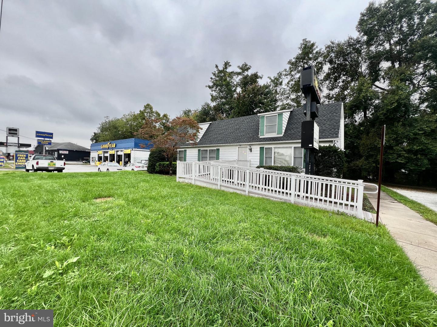 1041 Baltimore Blvd Property Photo 2