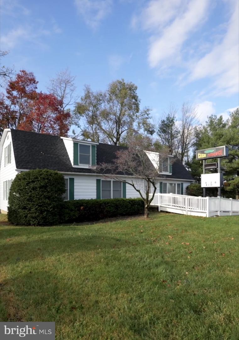 1041 Baltimore Blvd Property Photo 4