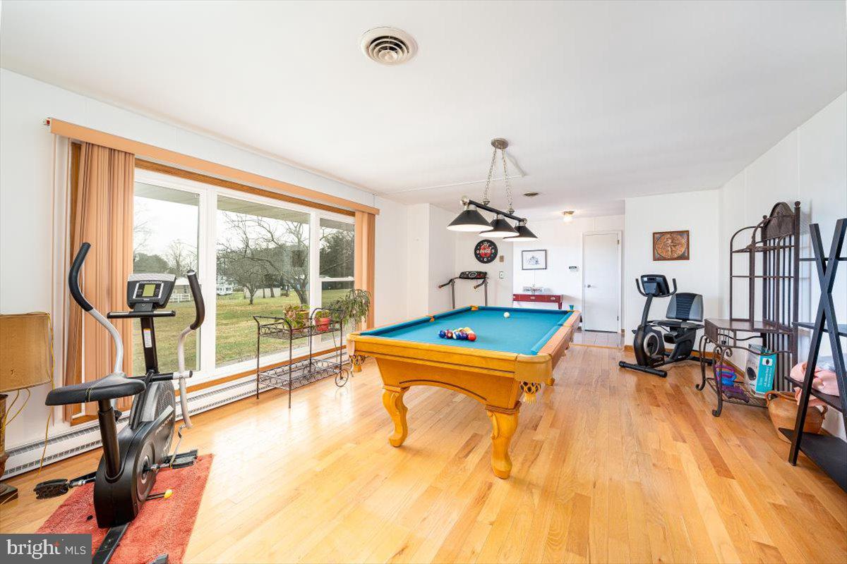 2438 Sandymount Rd Property Photo 7