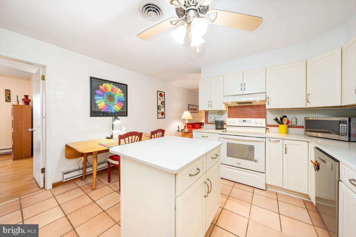2438 Sandymount Rd Property Photo 17