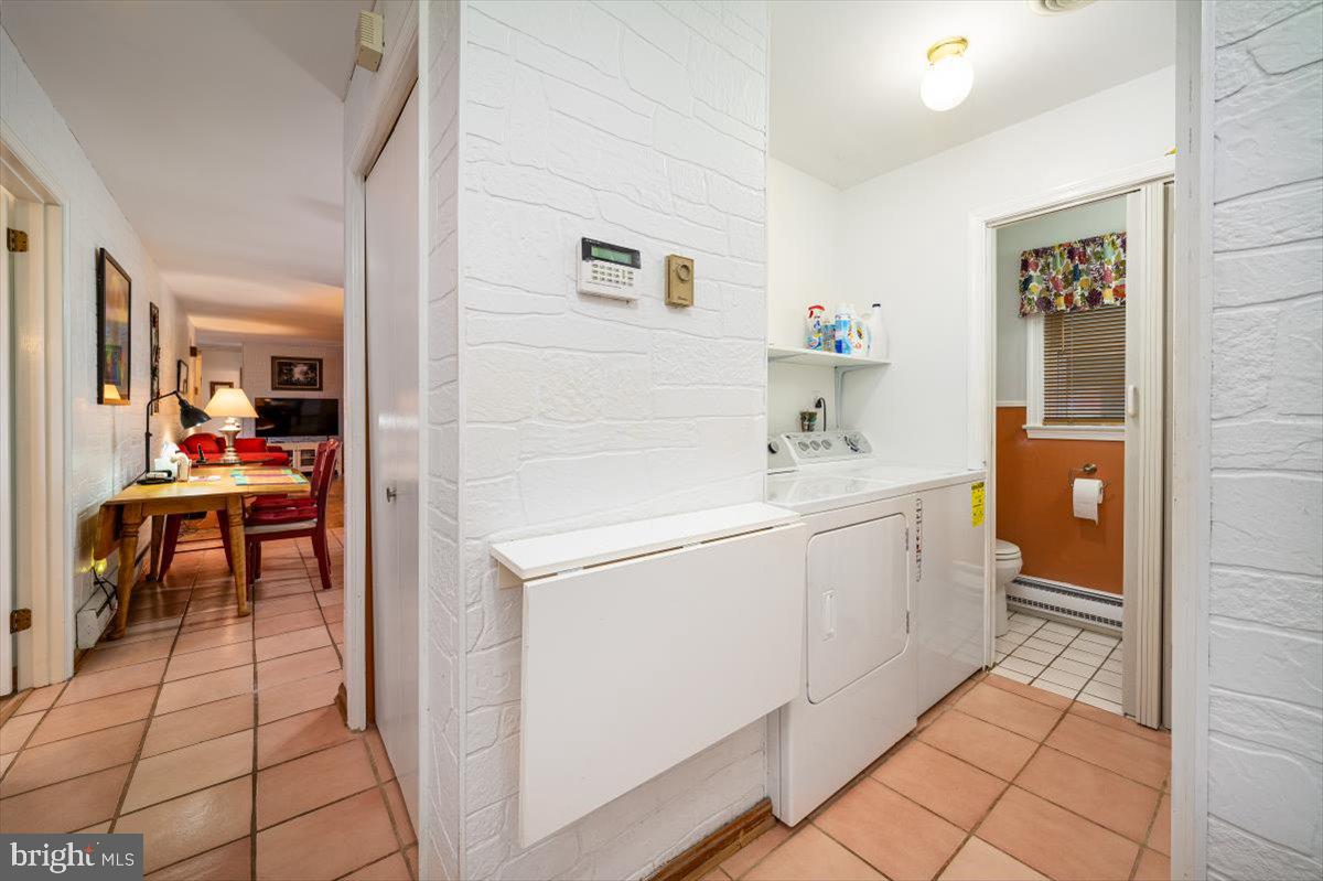 2438 Sandymount Rd Property Photo 19