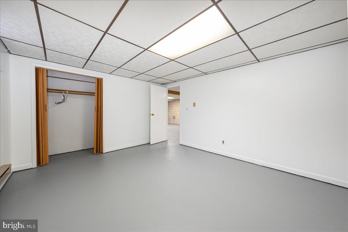 2438 Sandymount Rd Property Photo 39