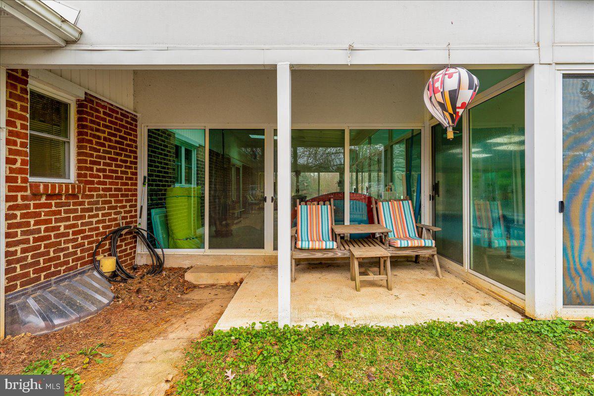 2438 Sandymount Rd Property Photo 52