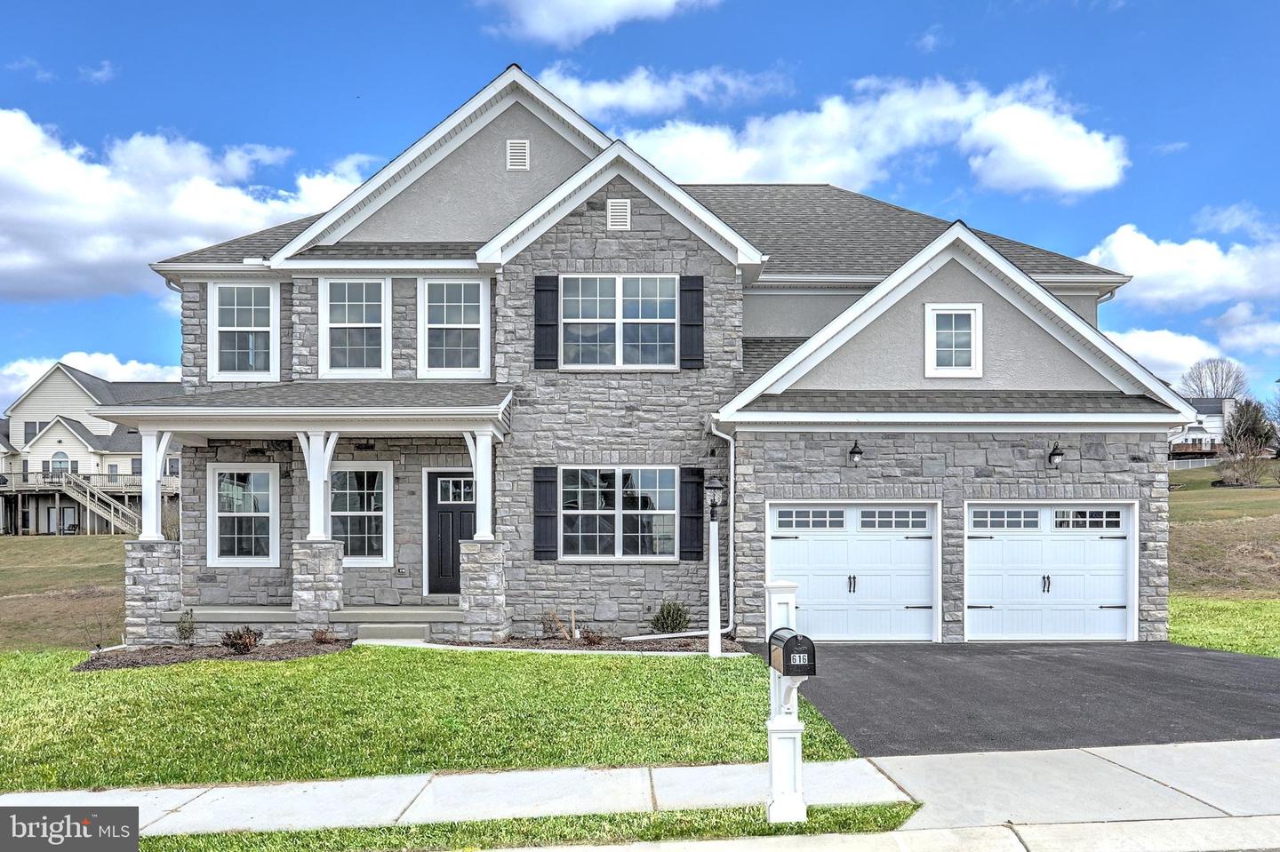 200 Whirlaway Ct #parker Property Photo 3