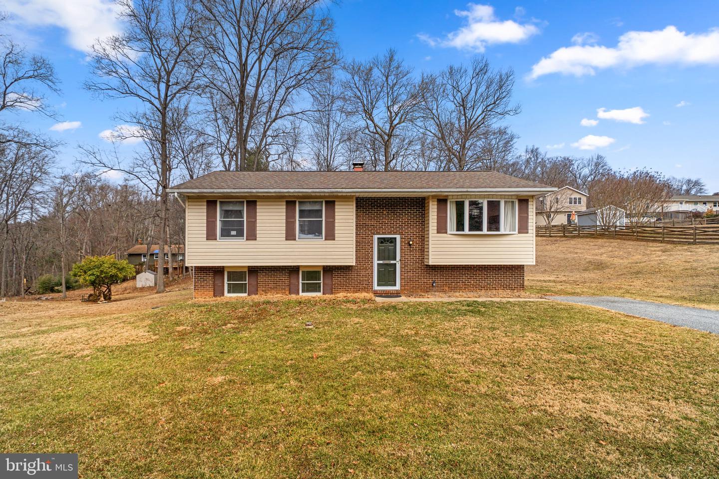 3692 Altondale Rd Property Photo