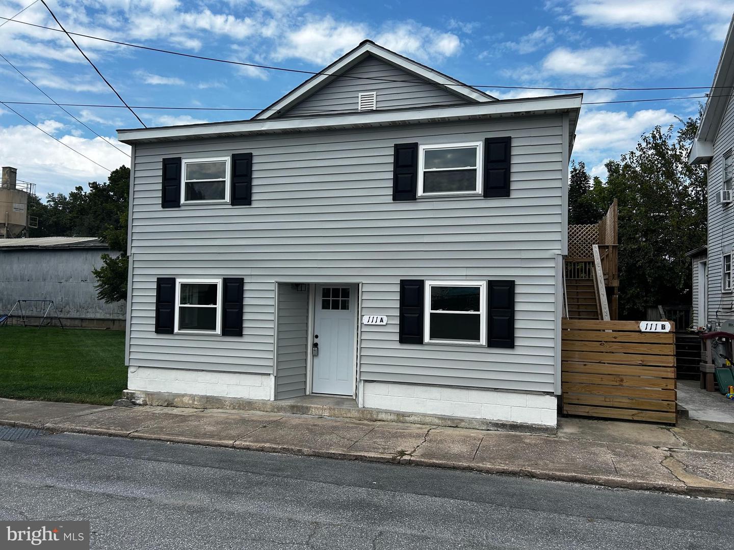 111 E Elger St Property Photo