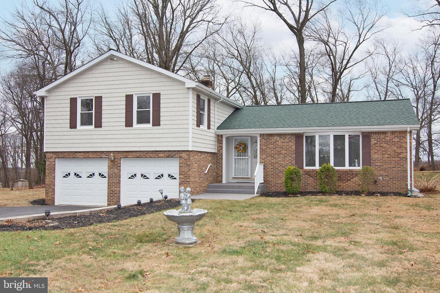 2840 Gillis Rd Property Photo
