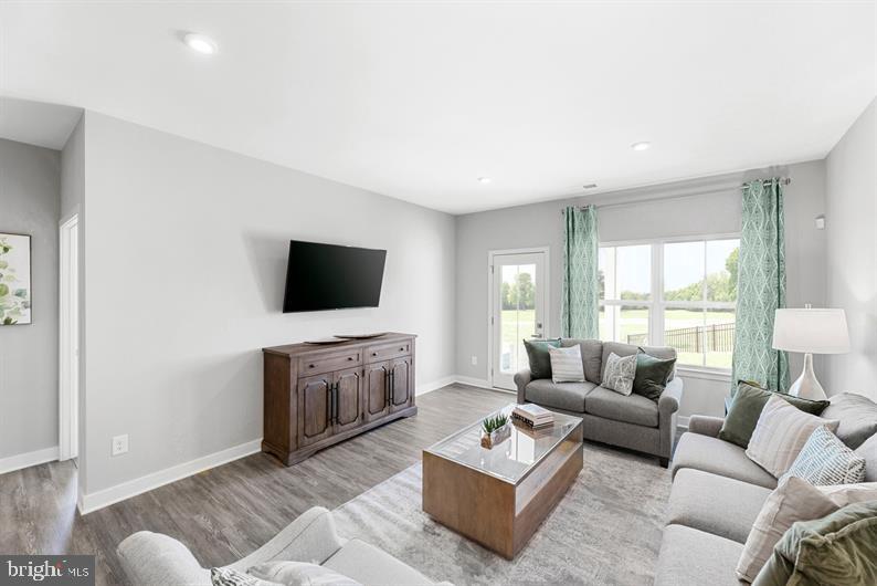 6001 Lancing Dr Property Photo 8