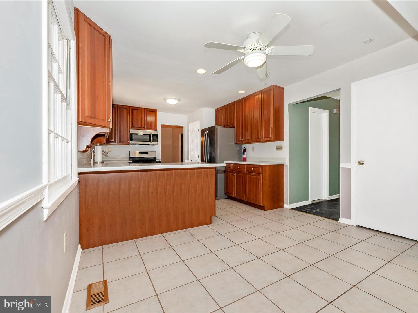 1004 Bruce Ct Property Photo 20
