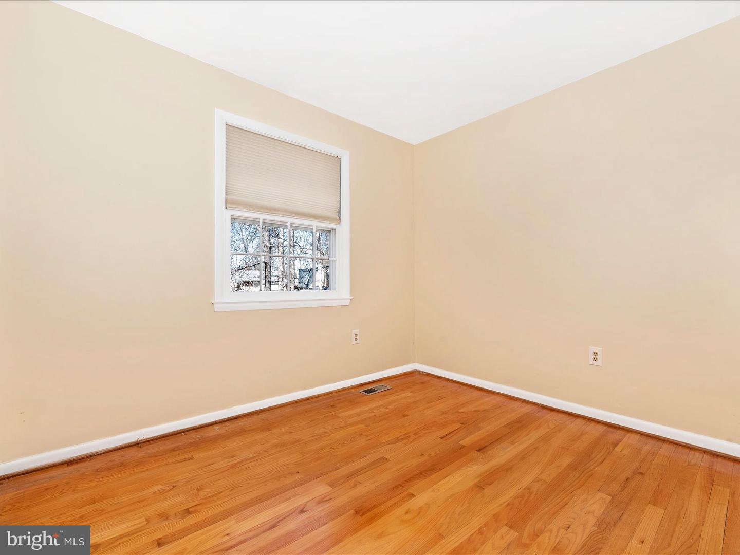 1004 Bruce Ct Property Photo 32