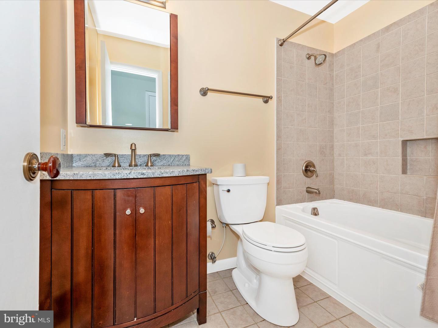 1004 Bruce Ct Property Photo 33