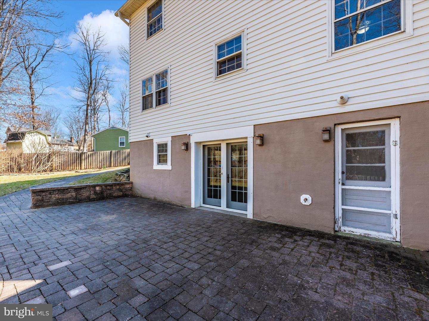 1004 Bruce Ct Property Photo 49