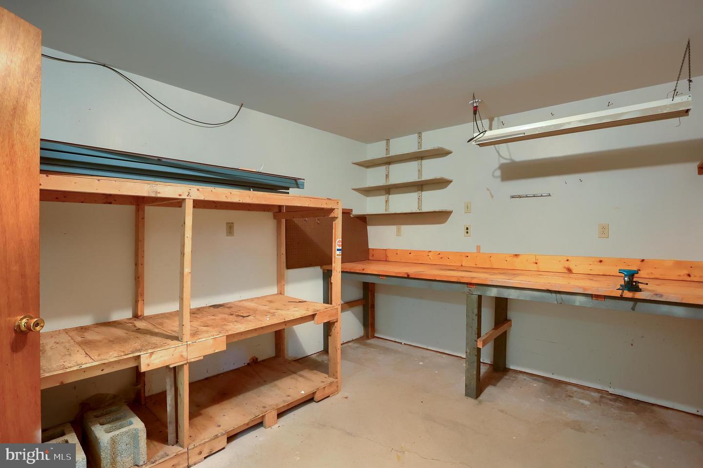 2355 Deer Park Rd Property Photo 30