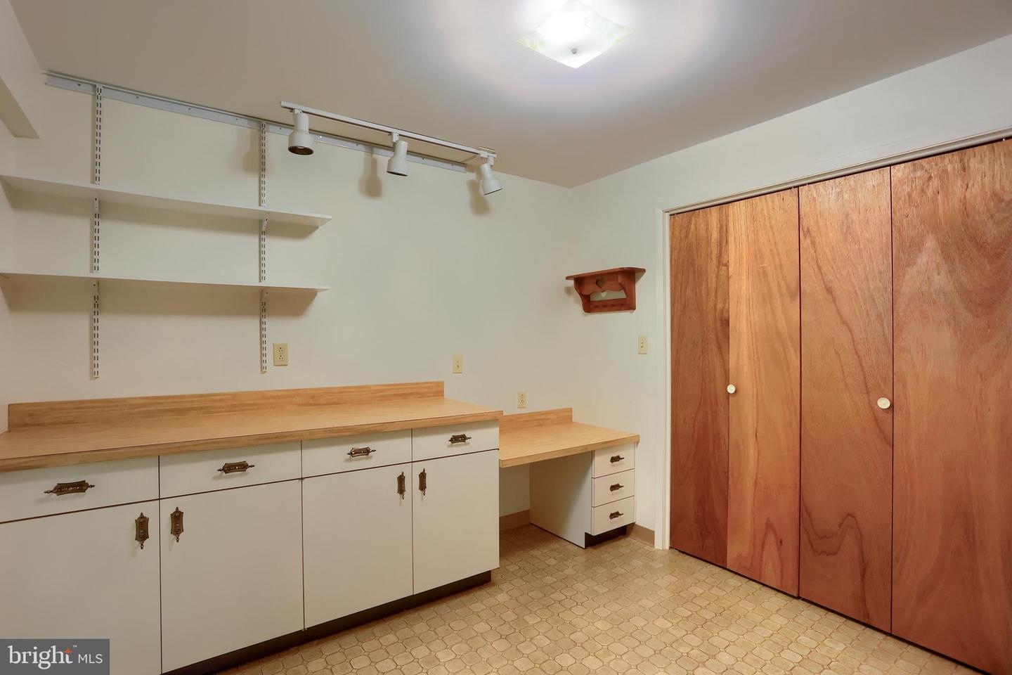 2355 Deer Park Rd Property Photo 31