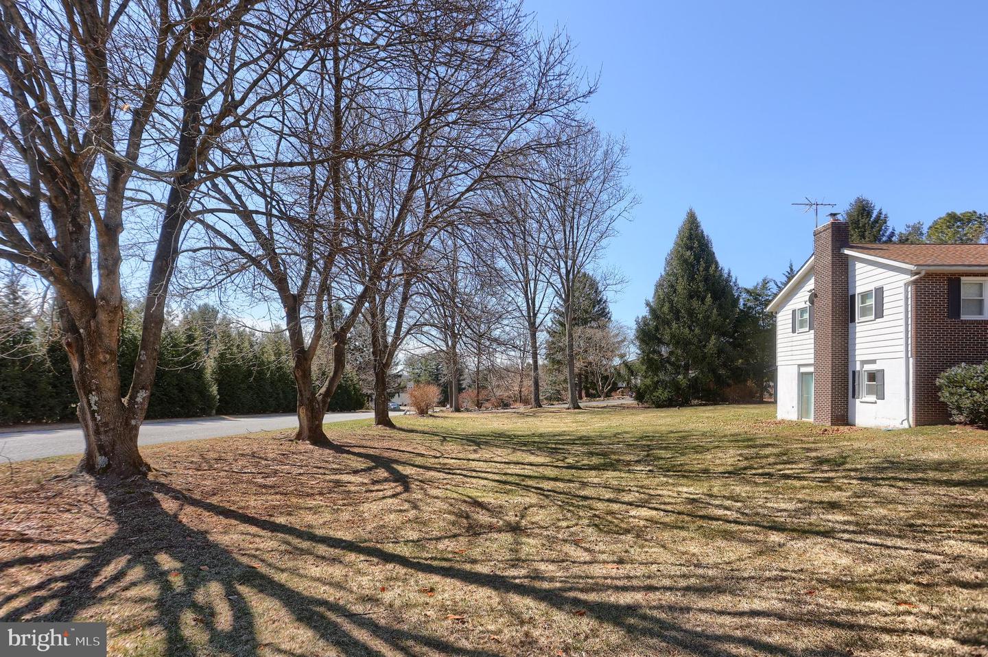 2355 Deer Park Rd Property Photo 38