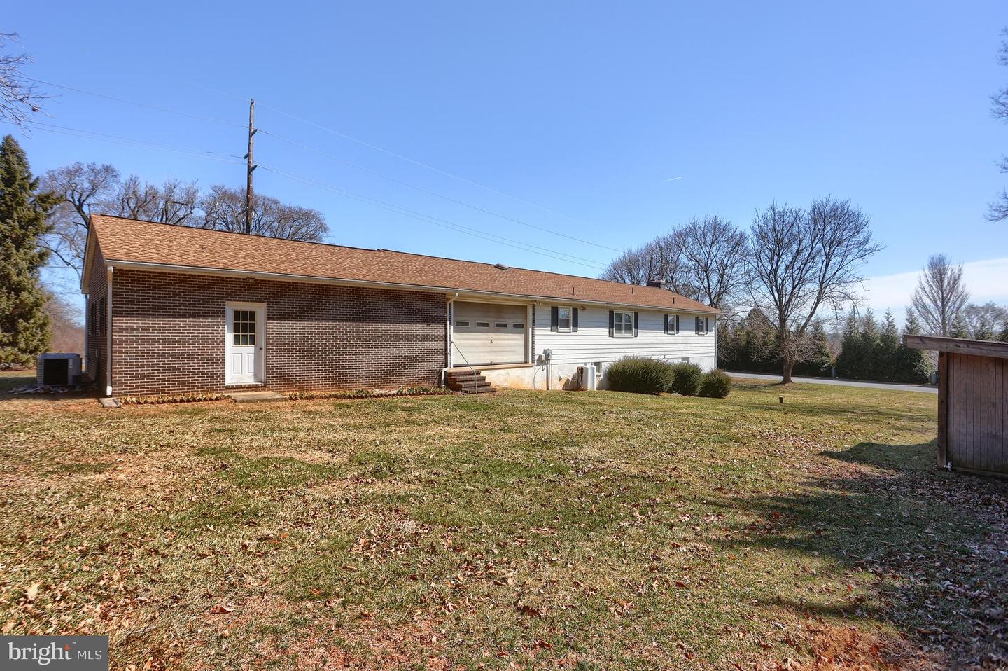 2355 Deer Park Rd Property Photo 42