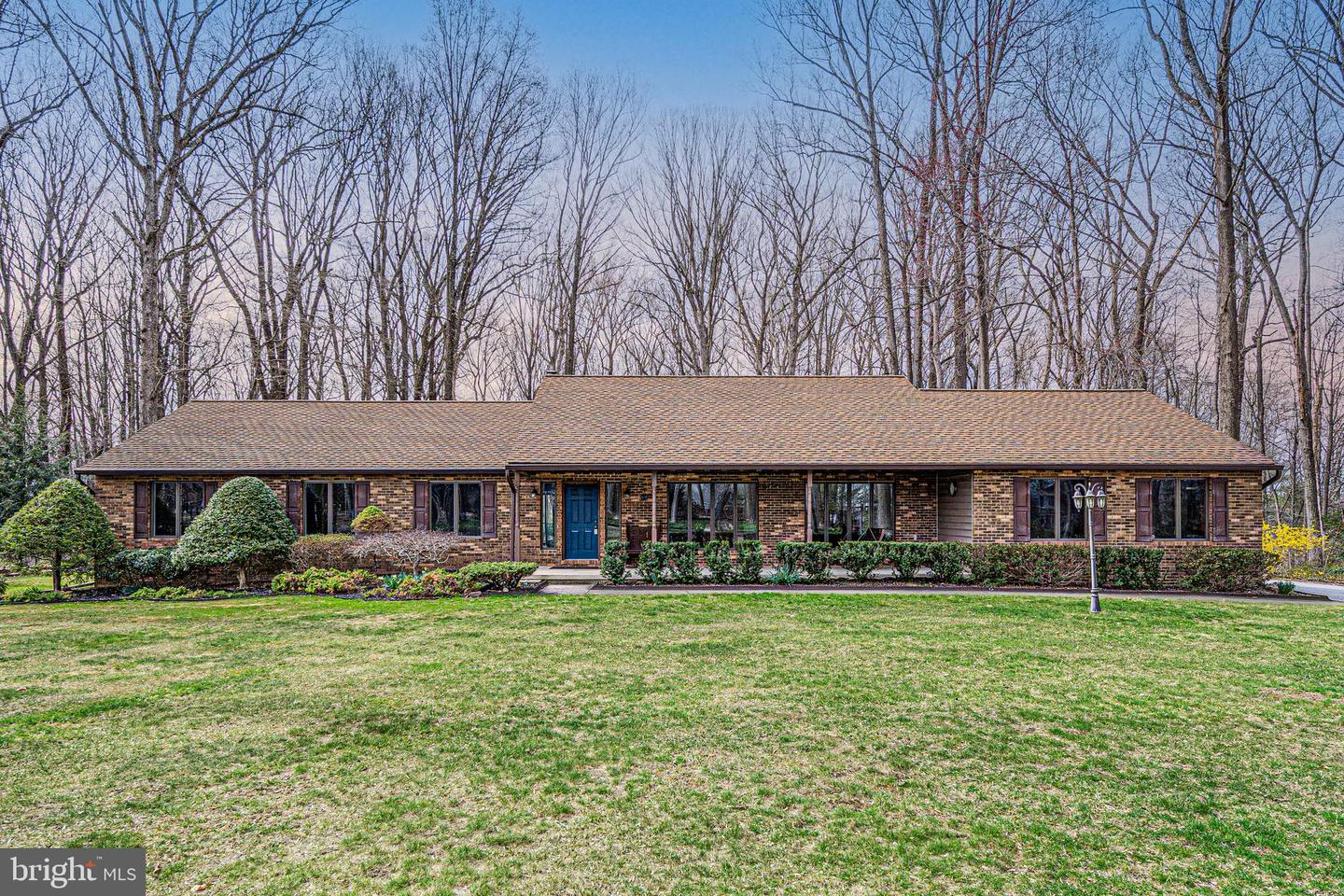 7010 Brentwood Dr Property Photo