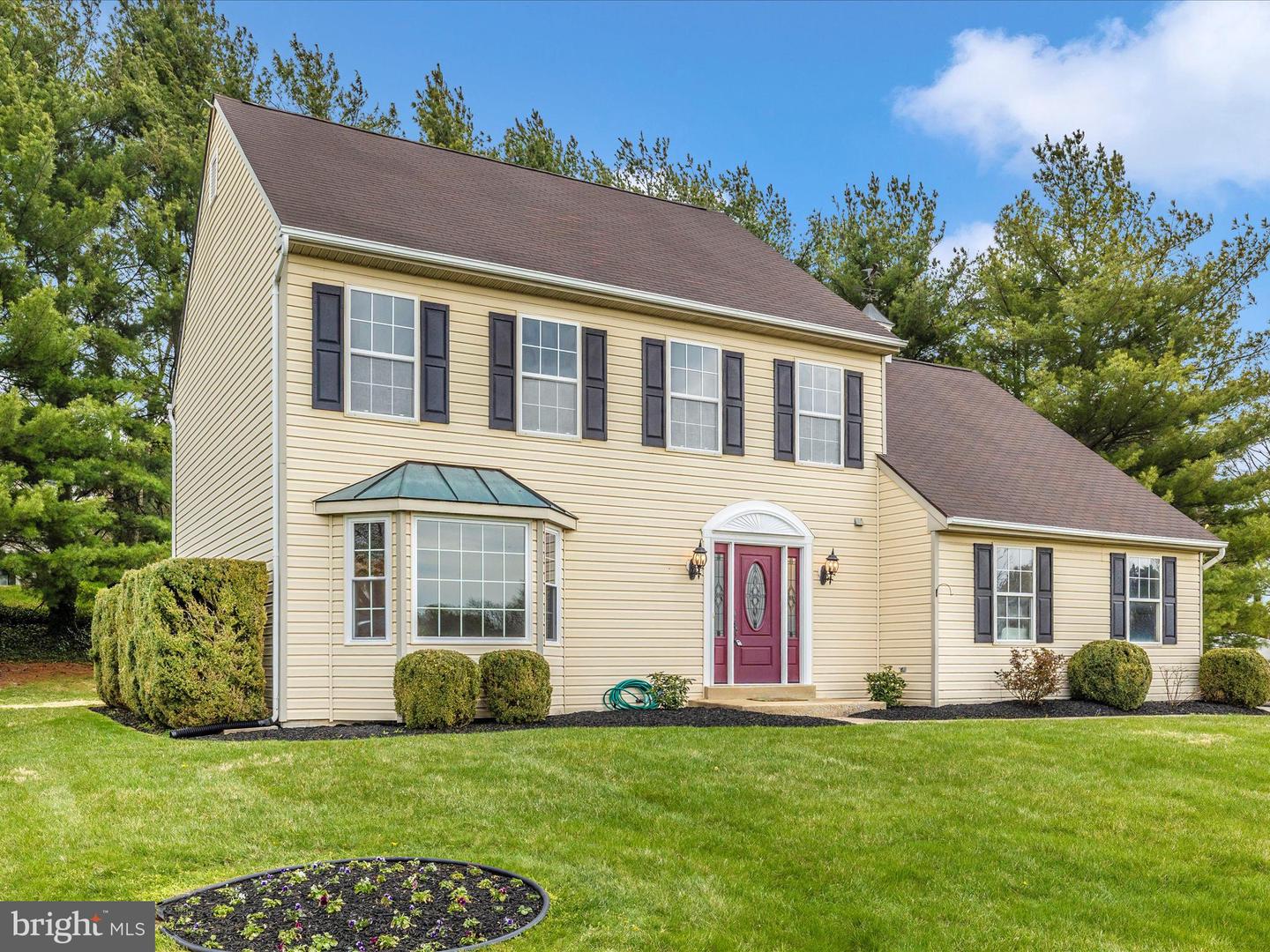 899 Eden Farm Cir Property Photo 1