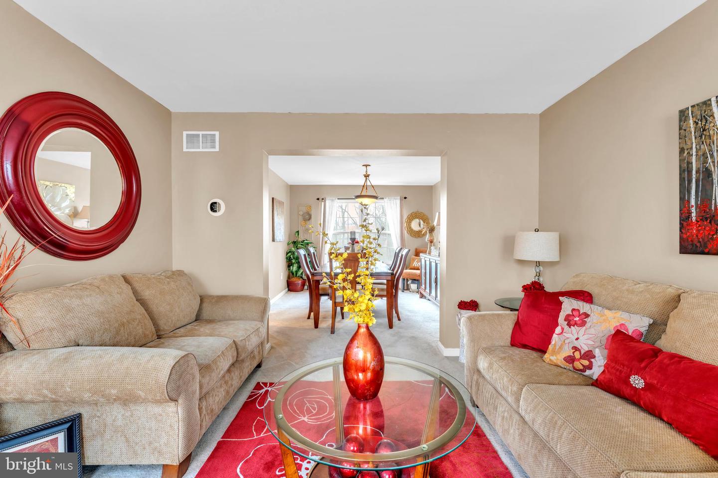 5660 Compton Ln Property Photo 6