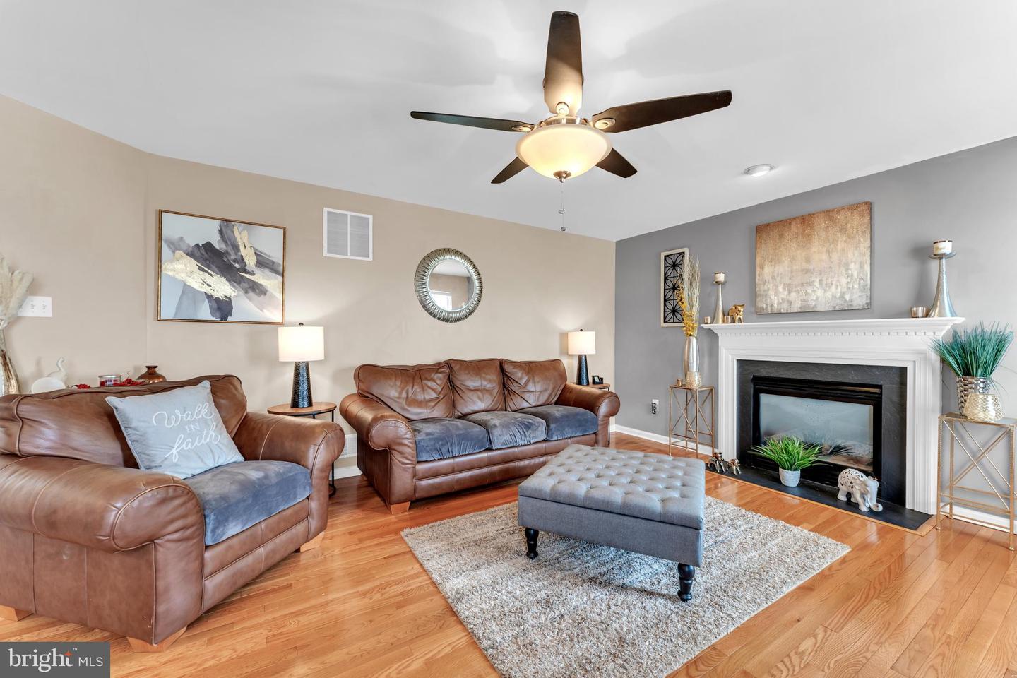 5660 Compton Ln Property Photo 11