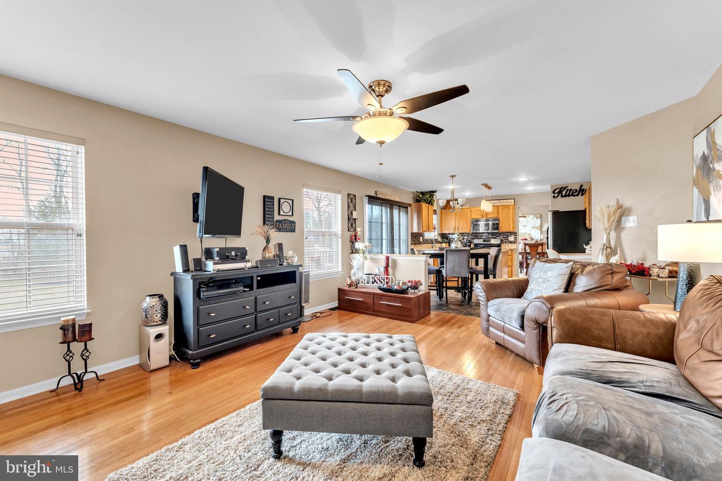 5660 Compton Ln Property Photo 12