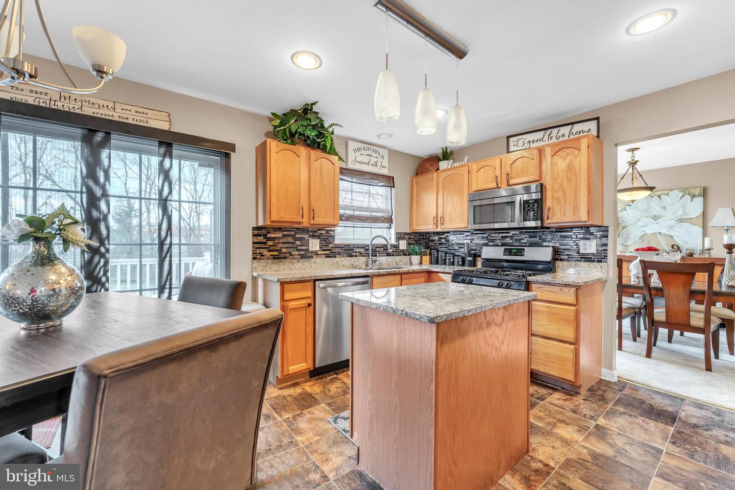 5660 Compton Ln Property Photo 15
