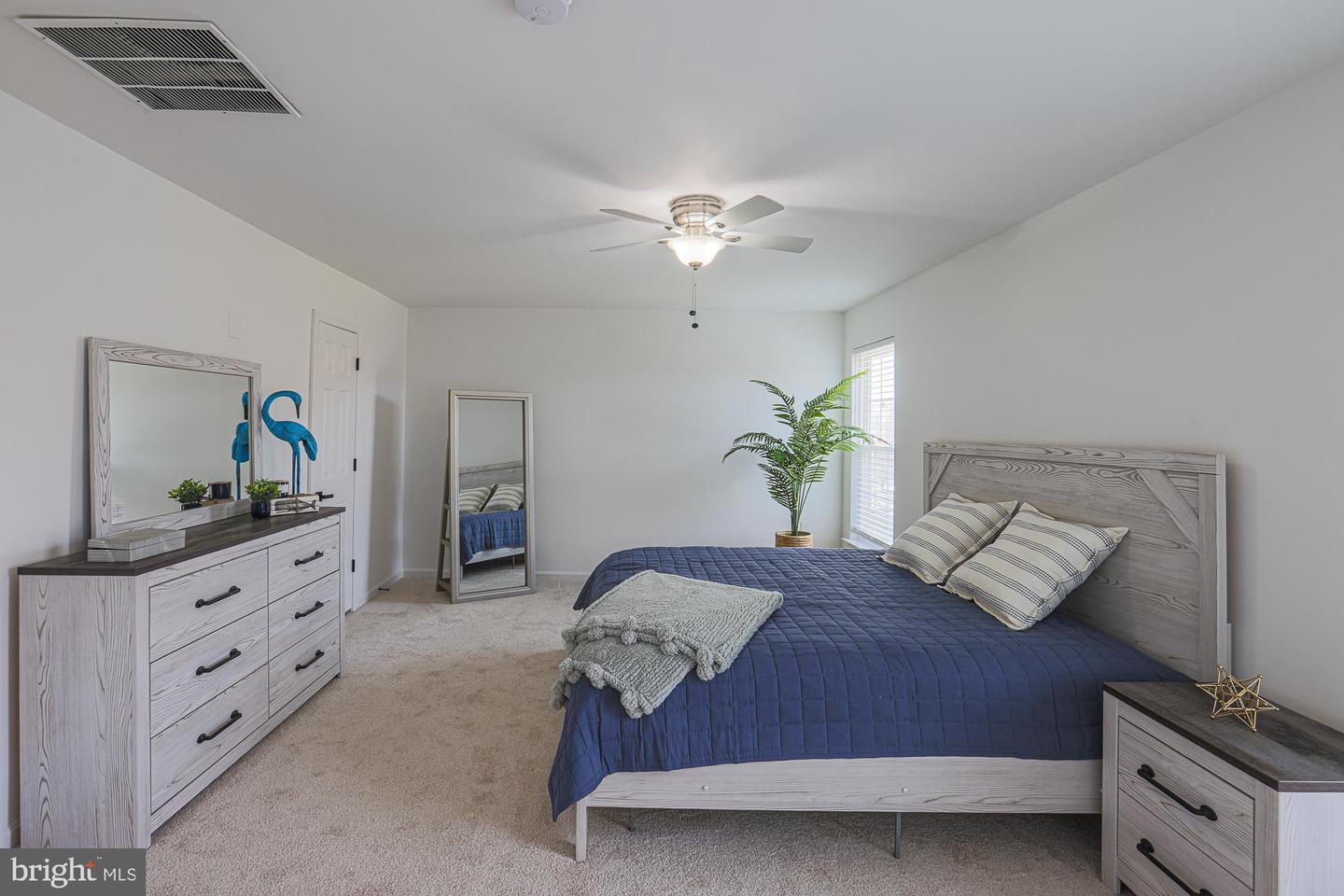 1374 Redfield Property Photo 26
