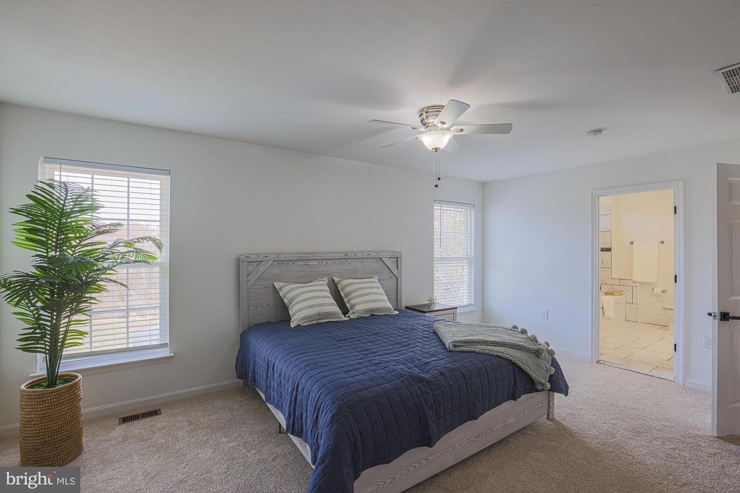 1374 Redfield Property Photo 28