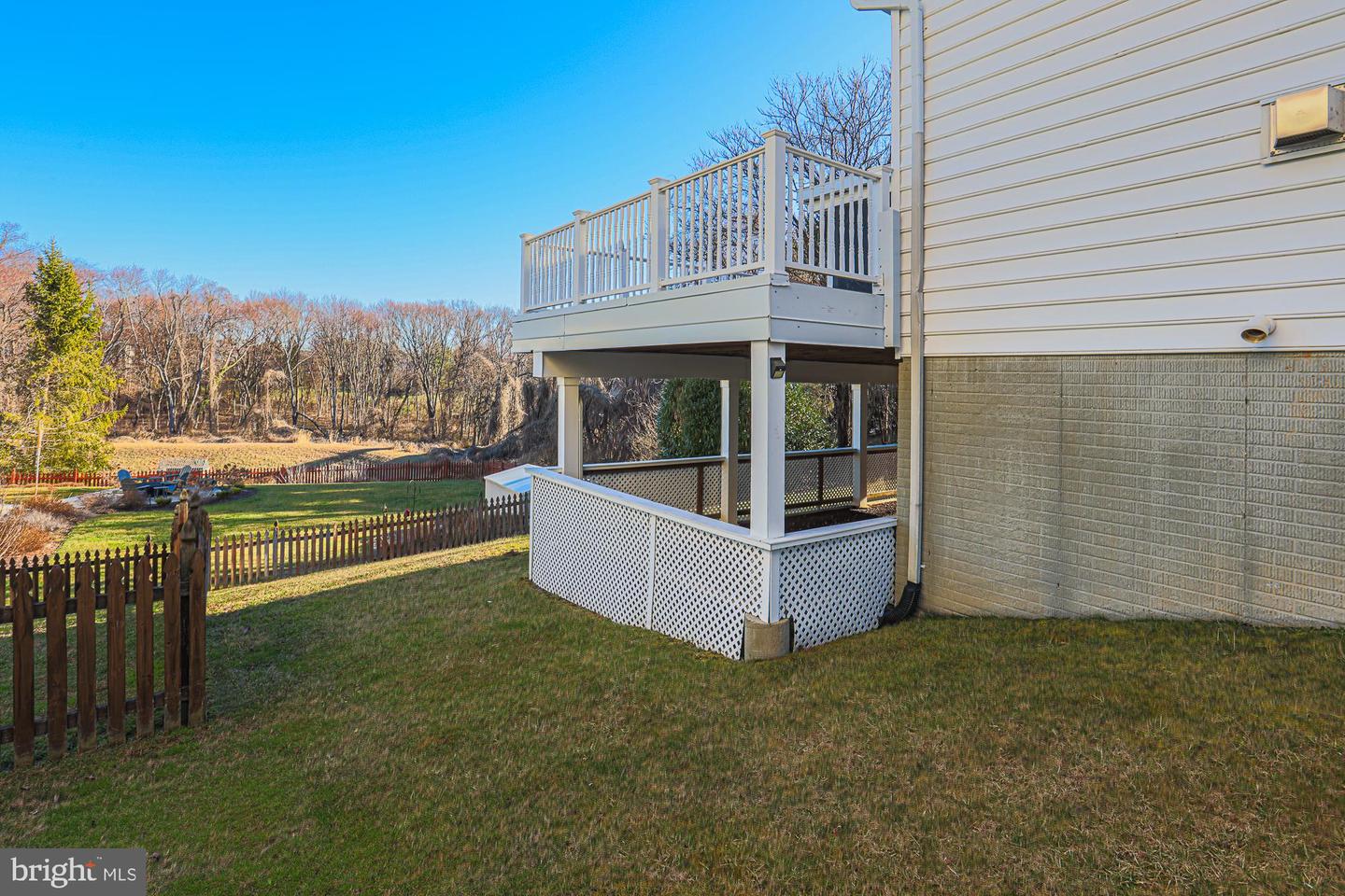 1374 Redfield Property Photo 58